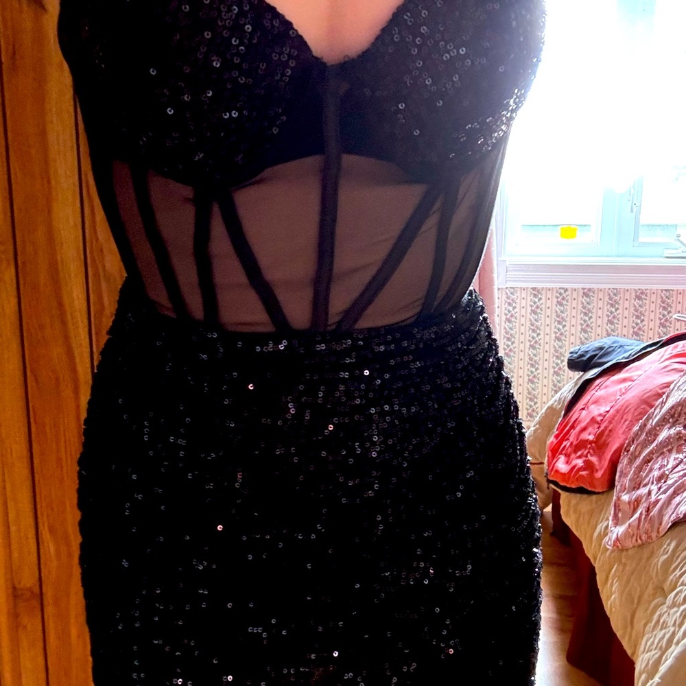 Fashion nova black dress